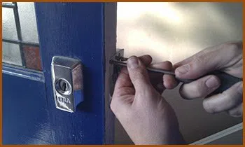 Interstate Locksmith Shop Indianapolis, IN 317-975-2112 - 10-lock-smiths