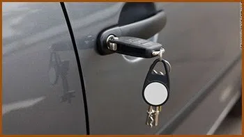 Interstate Locksmith Shop Indianapolis, IN 317-975-2112 - 18-car-unlock