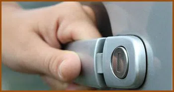 Interstate Locksmith Shop Indianapolis, IN 317-975-2112 - 20-keys-locked-in-car